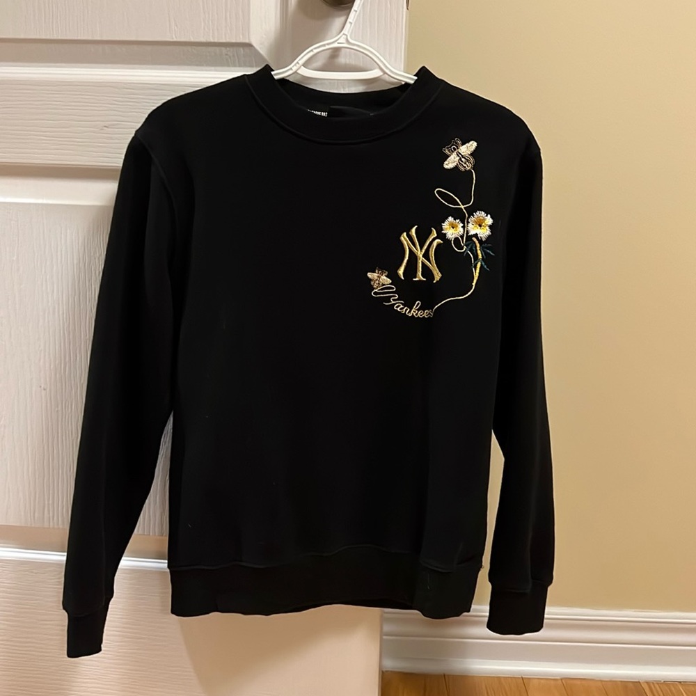 NY Yankees Sweater